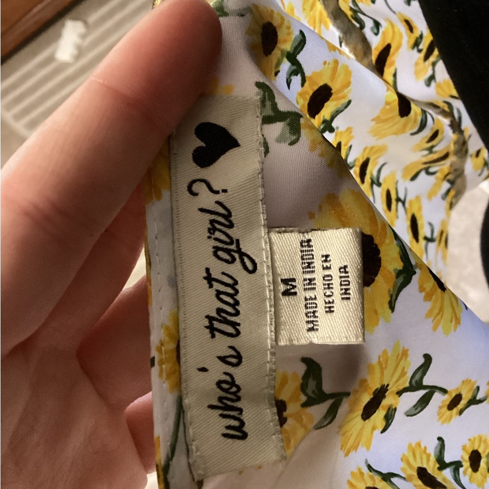 Sunflower Print Tie-Front Puff Sleeve Blouse - Yellow - Picture 5 of 5